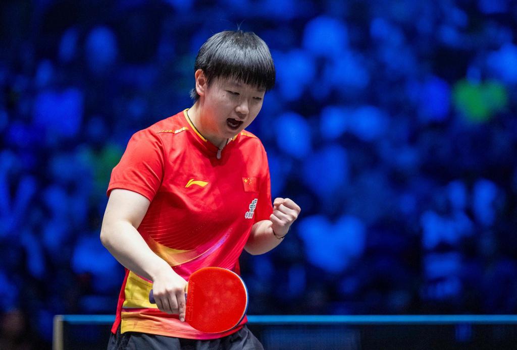 体坛联播｜孙颖莎获WTT总决赛席位，吴艳妮压线入围世锦赛